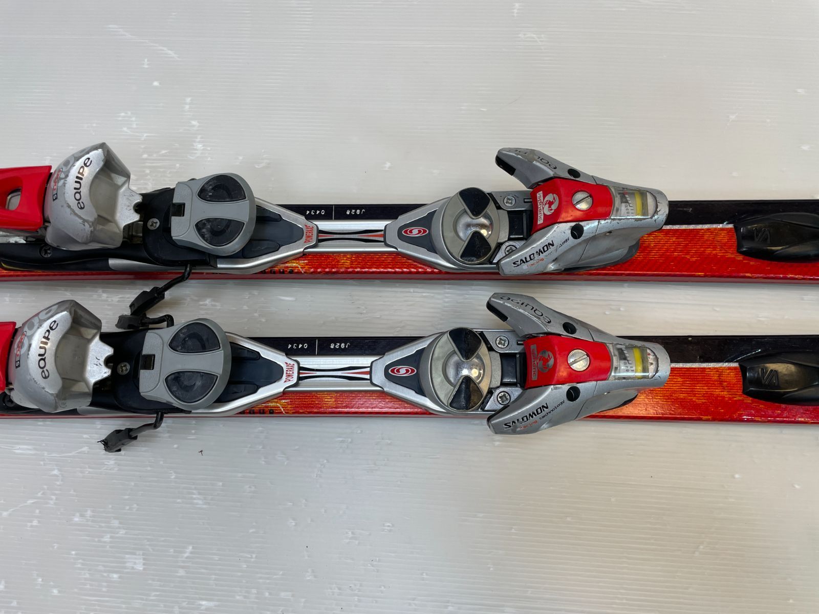 ◇チューンナップ済◇ スキー Salomon SUPERAXE EQUIPE 3V 176 cm +