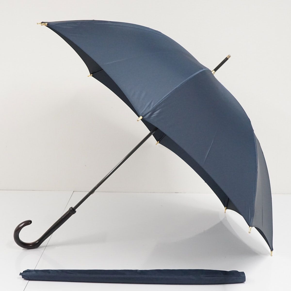 傘 WAKO USED美品 ネイビー カーボンフレーム 銀座和光 高級 傘袋付き
