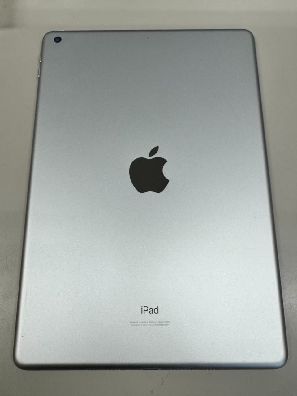 Apple iPad シルバー 【ジャンク品】 Apple iPad シルバー 本体 ジャンク品 - メルカリ