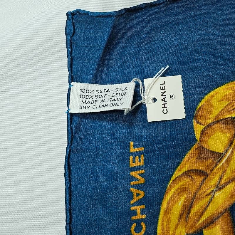 未使用級】シャネル スカーフ シルク ジュエリー柄 紺 金 タグ付
