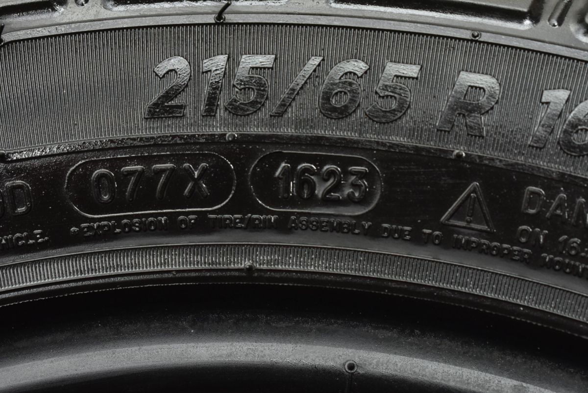 バリ溝 オールシーズンタイヤ】2023年製 ミシュラン AGILIS 