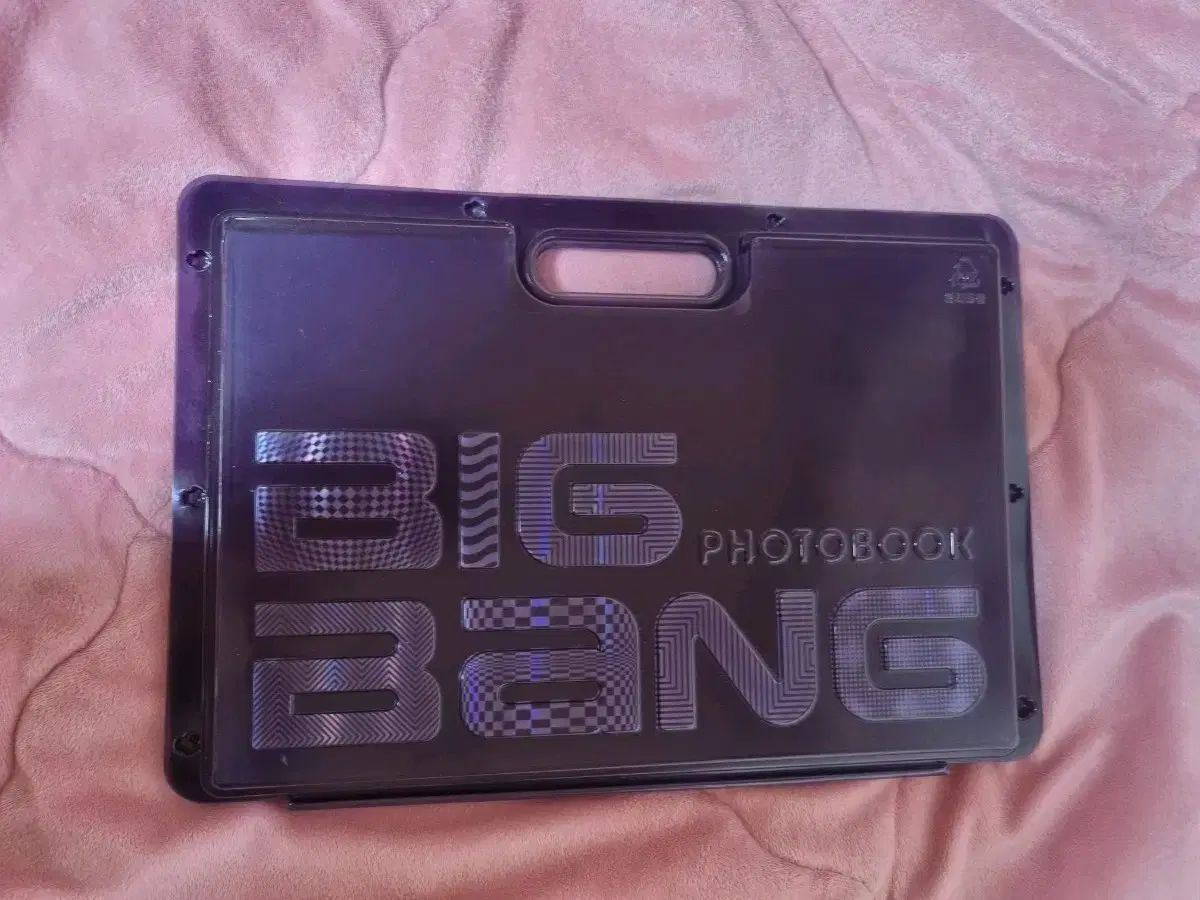 BIGBANG フォトブック HISTORY from 2008 to 2006 BIGBANG 2006-2008 ヒストリー フォトブック - メルカリ