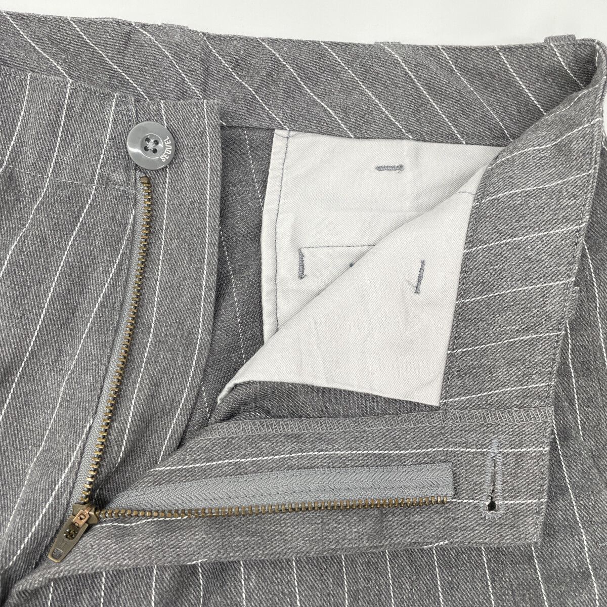 SEQUEL シークエル ｸﾞﾚｰ TYPE Fｽﾄﾗｲﾌﾟ ﾃﾞﾆﾑ ﾊﾟﾝﾂ S - メルカリ