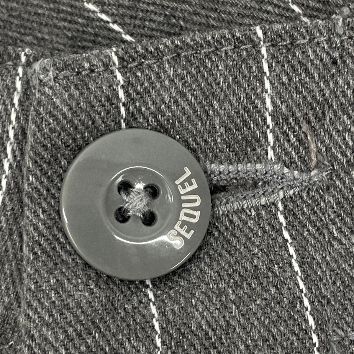 SEQUEL シークエル ｸﾞﾚｰ TYPE Fｽﾄﾗｲﾌﾟ ﾃﾞﾆﾑ ﾊﾟﾝﾂ S - メルカリ