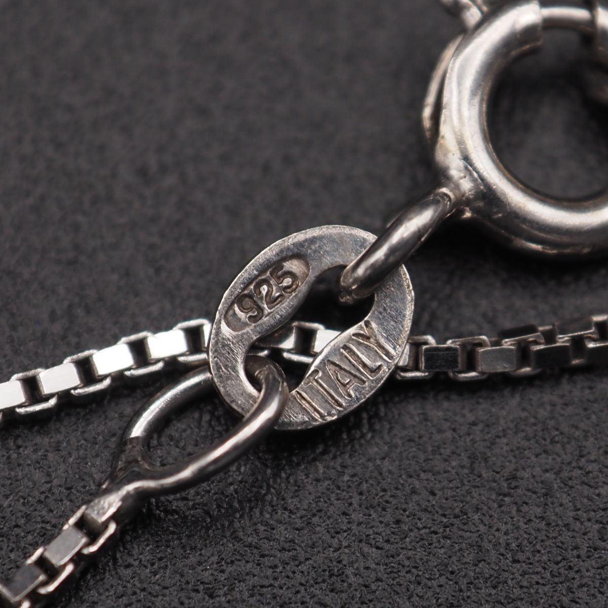 【イタリア製】　ヴィンテージ　ベネチアンチェーン　シルバー925 ITALY L889 ヴィンテージ 925 ITALY刻印 ネックレス ベネチアンチェーン