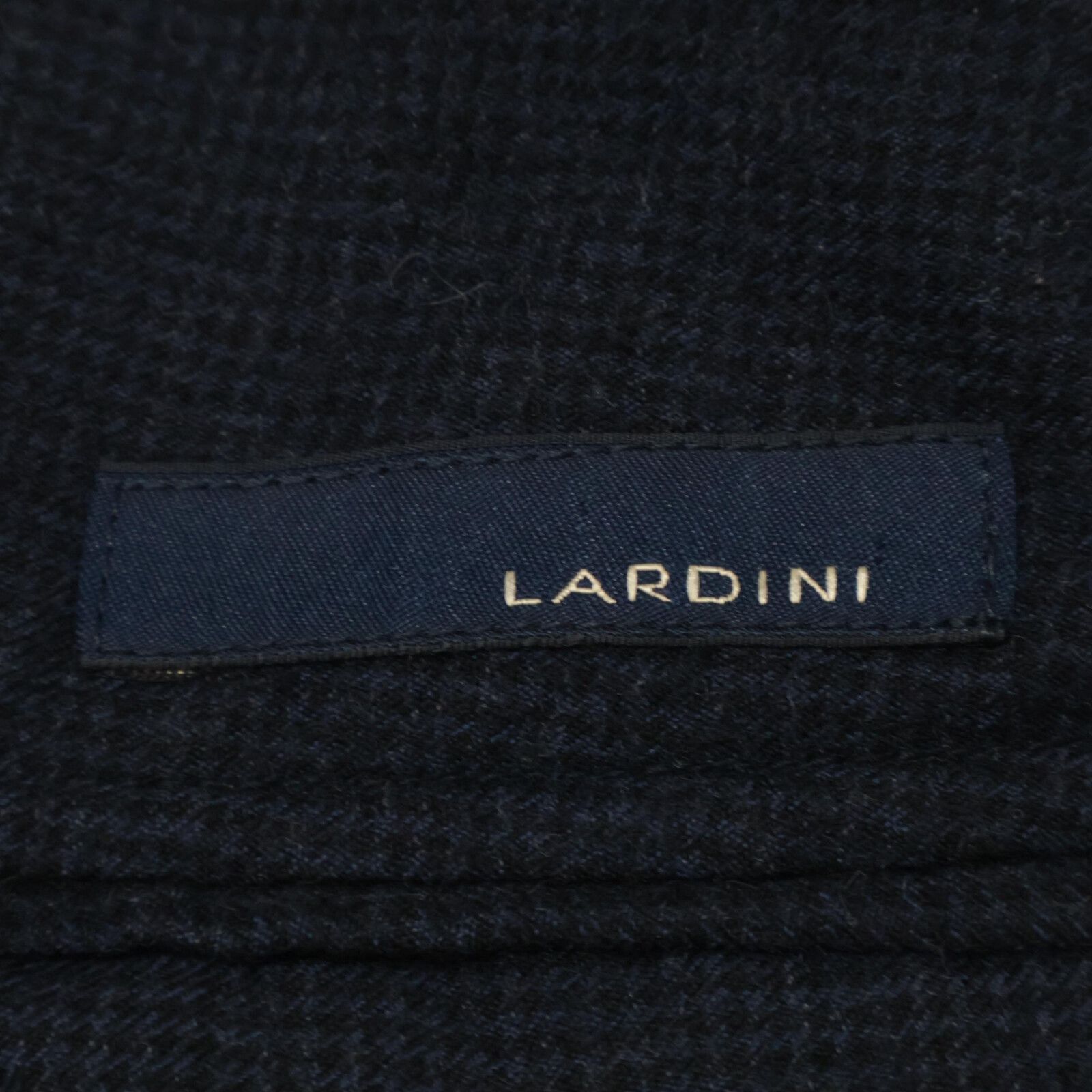 美品✨ラルディーニ テーラードジャケット ブートニエール ネイビー 46/M LARDINI ラルディーニ ﾈｲﾋﾞ- ﾁｪｯｸ ﾌﾞｰﾄﾆｴｰﾙ付き ﾃｰﾗｰﾄﾞｼﾞｬｹｯﾄ 46