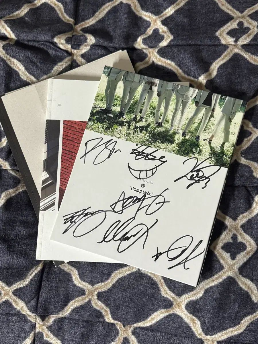 BTOB(ビートゥービー) サイン入り アルバム - メルカリ