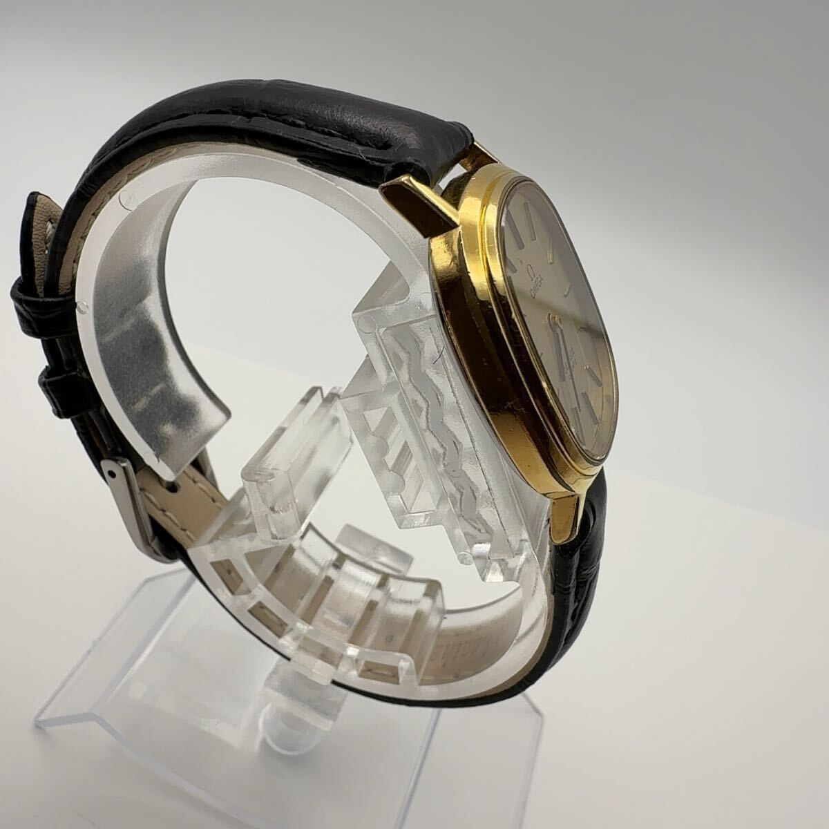 OMEGAオメガデビルプッシュリューズクオーツ稼働品 美品 OMEGA オメガ De Ville デビル クォーツ プッシュ式リューズ 腕時計