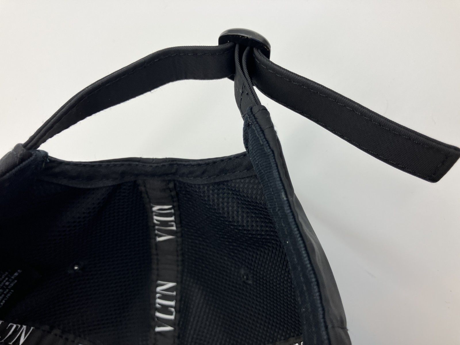 Valentino Garavani VLTN ロゴ キャップ ブラック サイズ59 イタリア製 