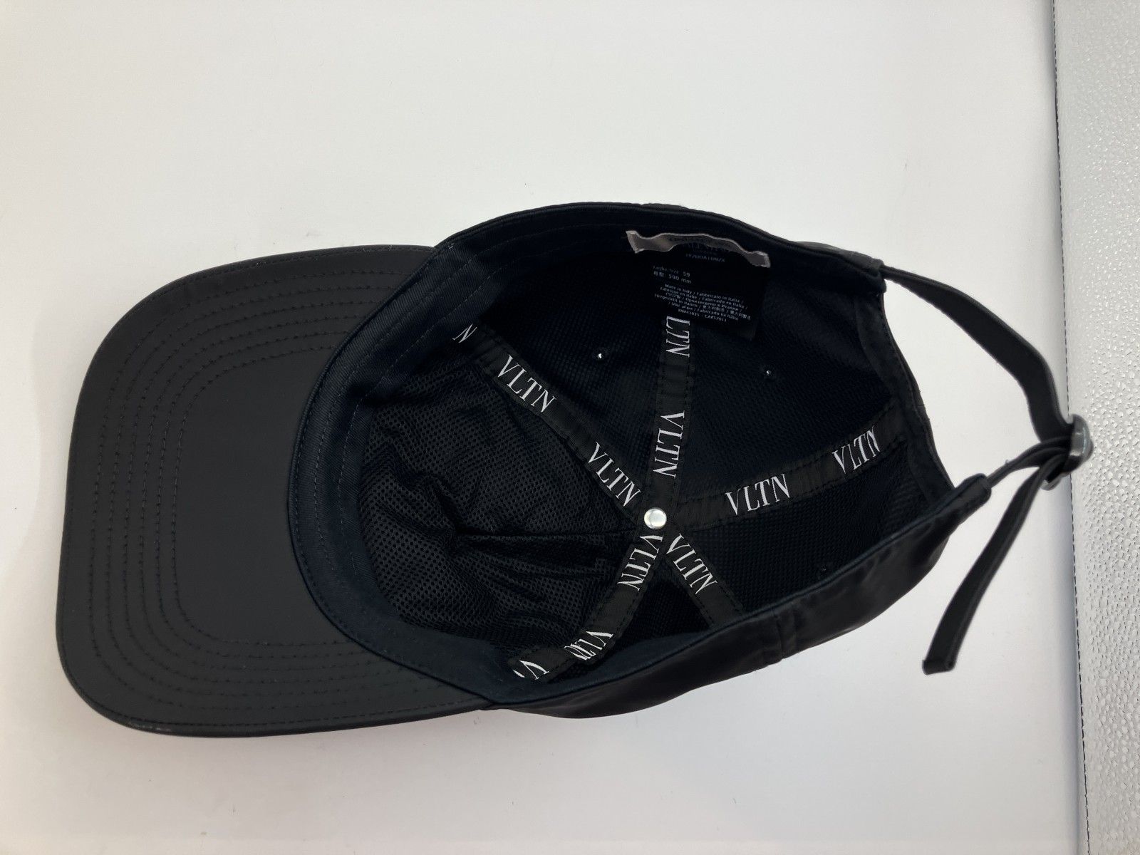Valentino Garavani VLTN ロゴ キャップ ブラック サイズ59 イタリア製 