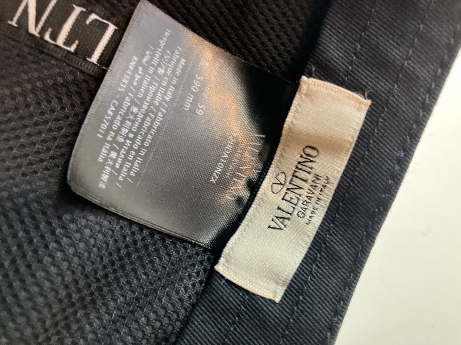 Valentino Garavani VLTN ロゴ キャップ ブラック サイズ59 イタリア製 