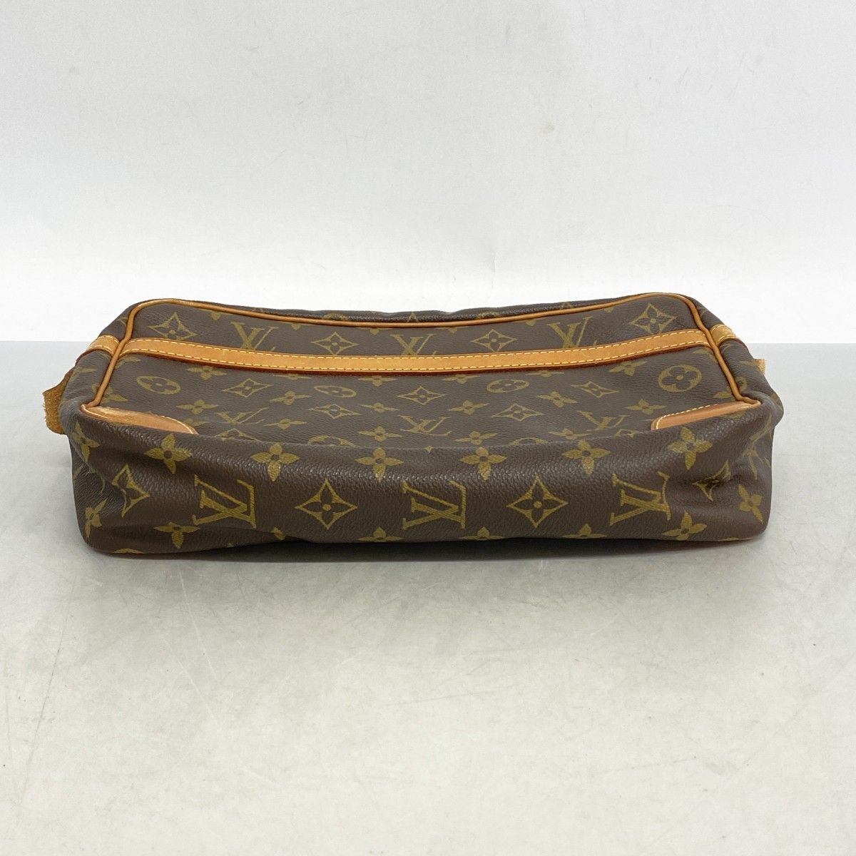 5pd5494-k】ルイヴィトン クラッチバッグ モノグラム コンピエーニュ28
