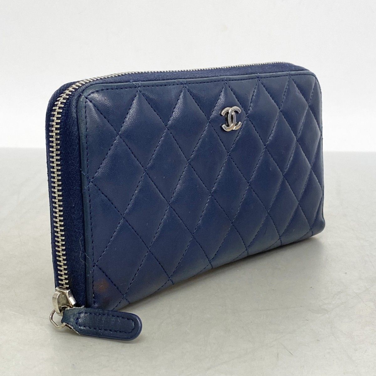 5pd5497-k】シャネル 長財布 マトラッセ ラムスキン ネイビー シルバー