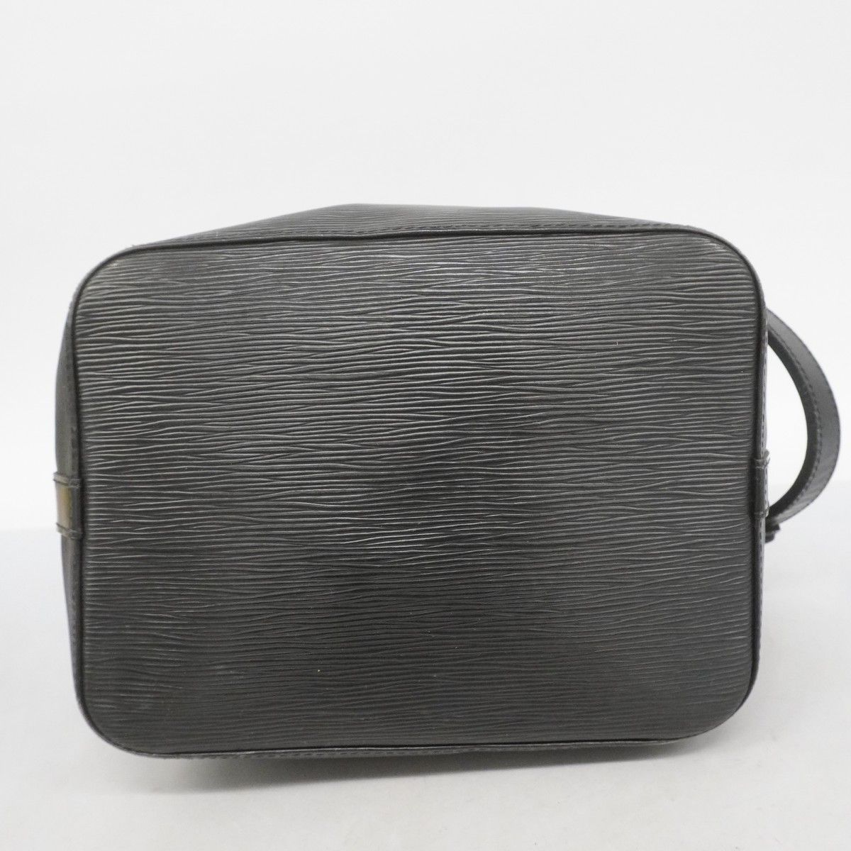 5pd5514-k】ルイヴィトン ショルダーバッグ エピ プチノエ M40752