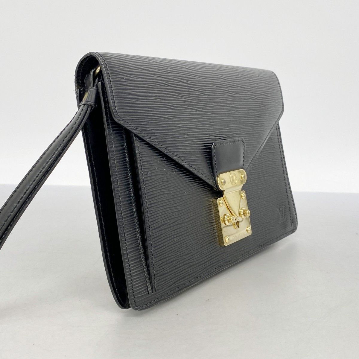 5pd5644-k】ルイヴィトン クラッチバッグ エピ セリエ ドラゴンヌ