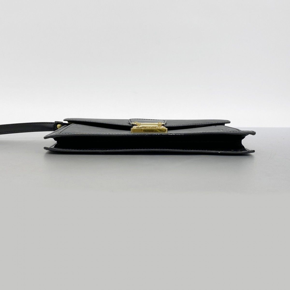 5pd5644-k】ルイヴィトン クラッチバッグ エピ セリエ ドラゴンヌ