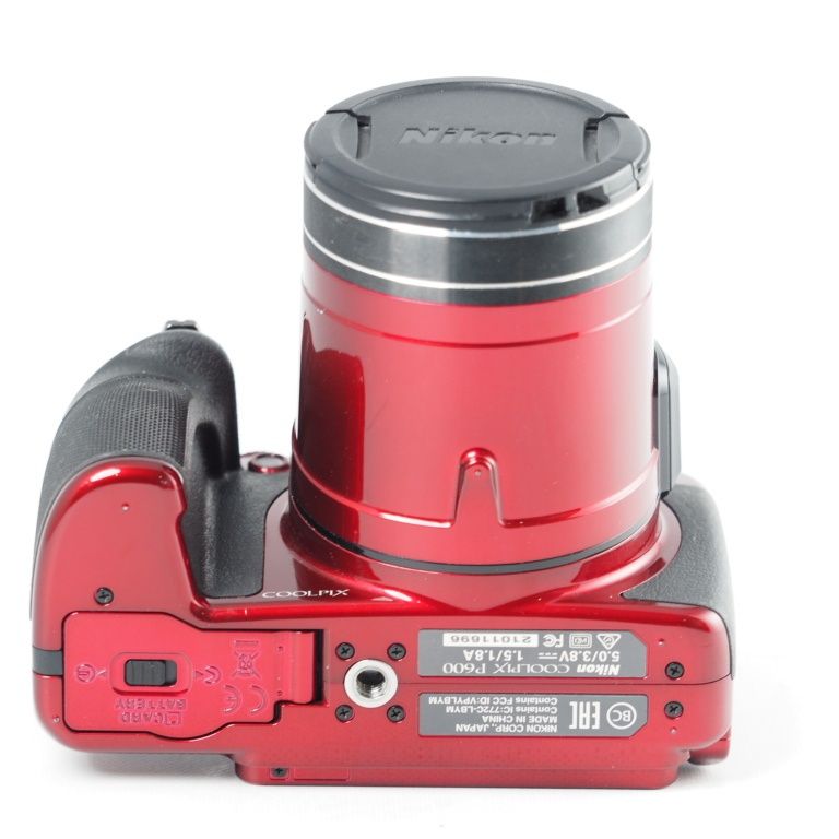 Nikon COOLPIX 赤色 コンパクトデジタルカメラ Nikon COOLPIX P600 光学60倍 1600万画素 レッド P600RD ニコン