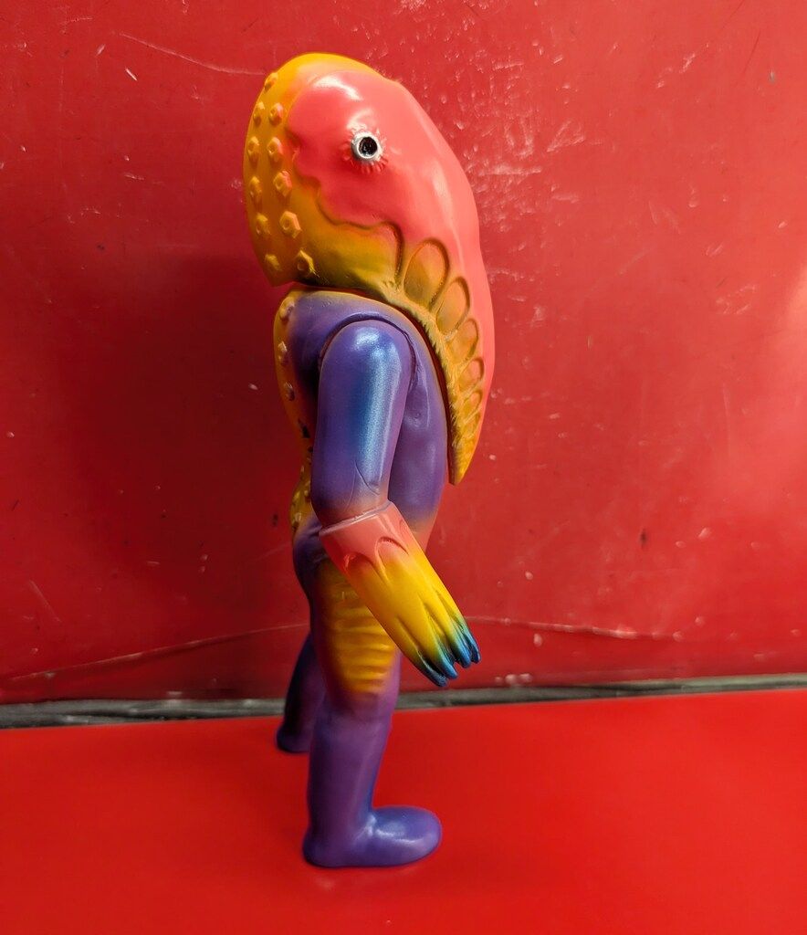 ブルマァク ブルマァクの怪獣シリーズ メトロン星人 パープル - メルカリ