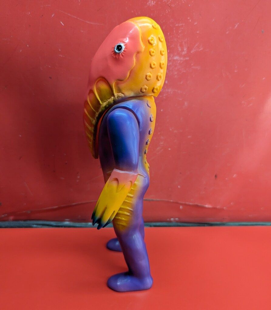 ブルマァク ブルマァクの怪獣シリーズ メトロン星人 パープル - メルカリ