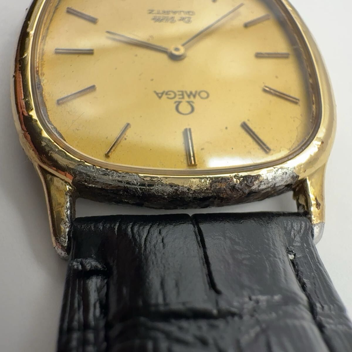 .*°様 OMEGA De Ville クォーツ腕時計　ジャンク OMEGA オメガ De Ville デビル クォーツ スクエア プッシュ式 腕時計