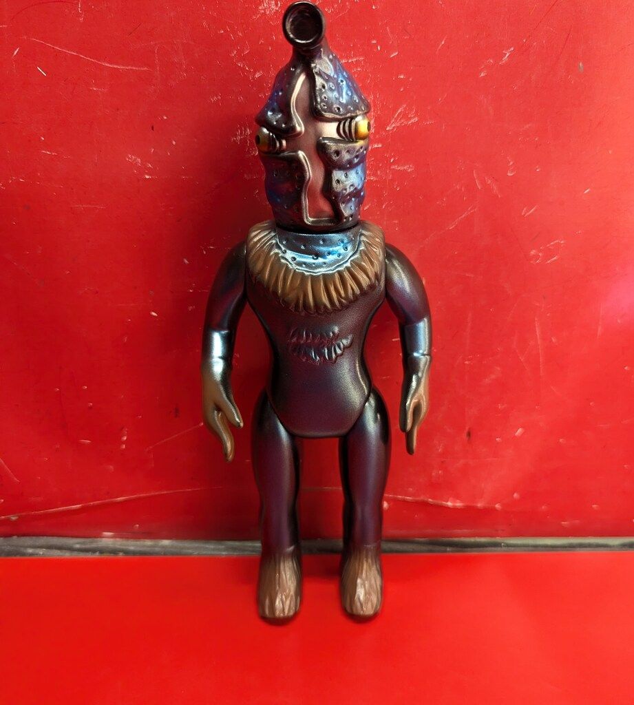 マーミット 世紀の大怪獣シリーズ ケムール人 黒成型/メタ青銀/茶塗装