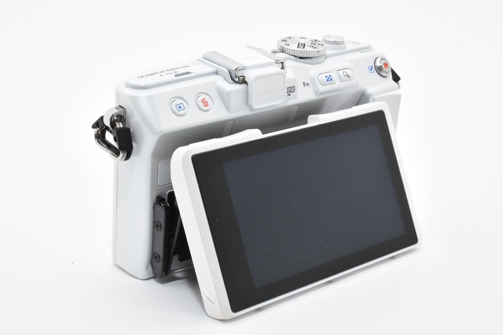 ☆ショット数:2,946回!!☆ OLYMPUS オリンパス PEN Lite E-PL6 ボディ