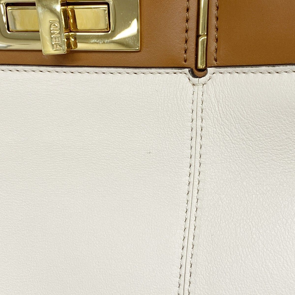 ☆SALE【5pb2788】フェンディ ハンドバッグ ピーカブー レザー