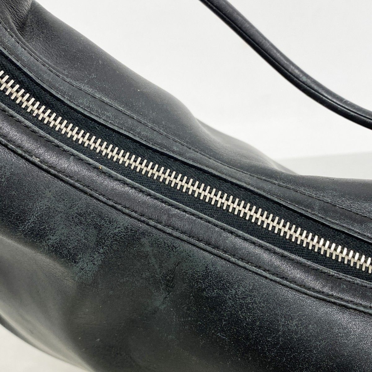 ☆SALE【5pb2745】グッチ ショルダーバッグ 001 3814 レザー ブラック