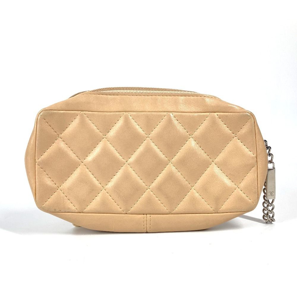 CHANEL シャネル ポーチ CC ココマーク ロゴ レザー ベージュ - メルカリ
