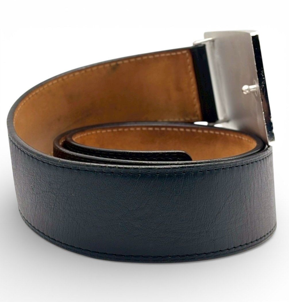 無骨に映える重厚刻印】 LOUIS VUITTON ルイヴィトン レザーベルト