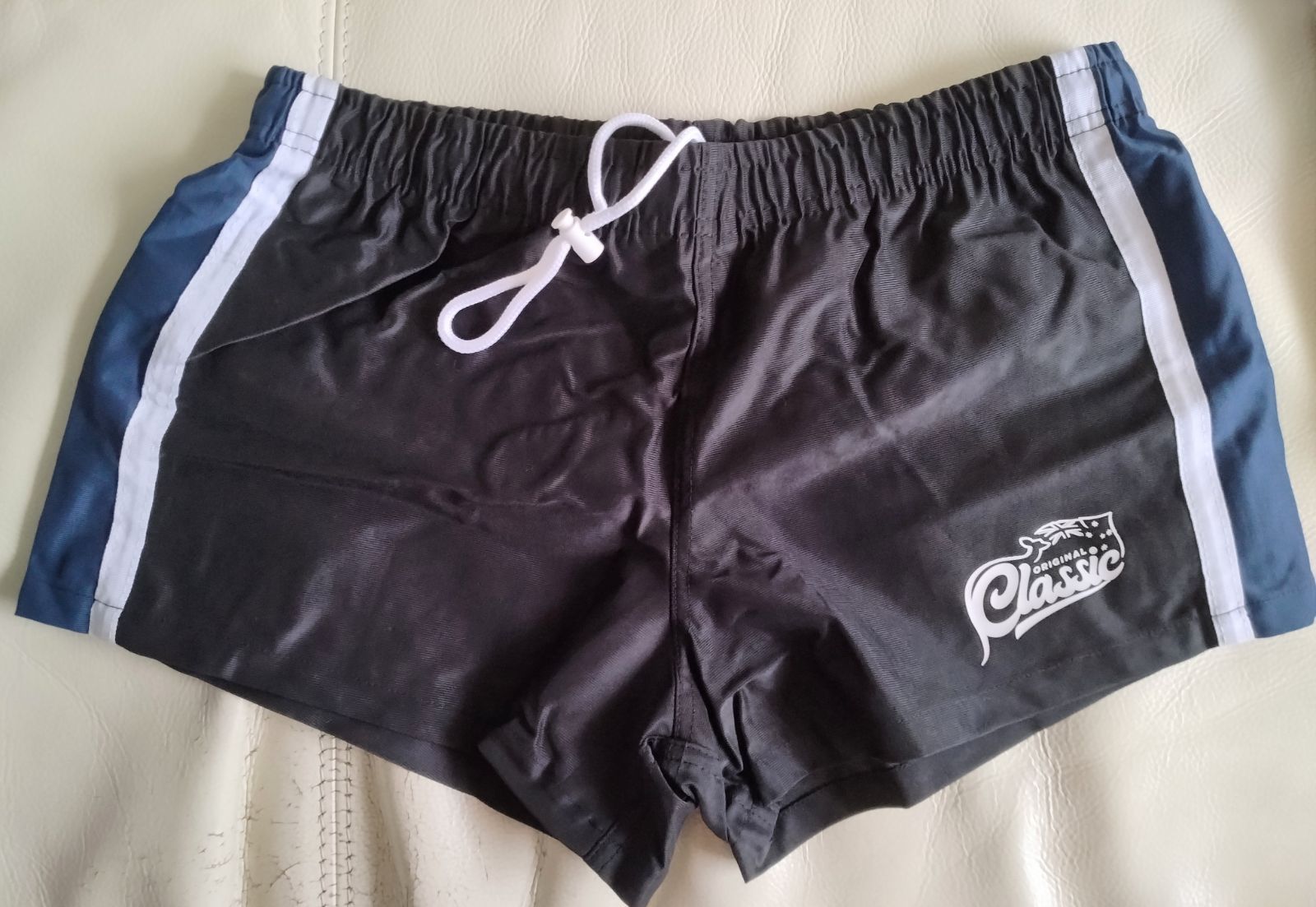 aussieBum サイドラインラグビーショーツ ブラックS(日本M相当) - メルカリ