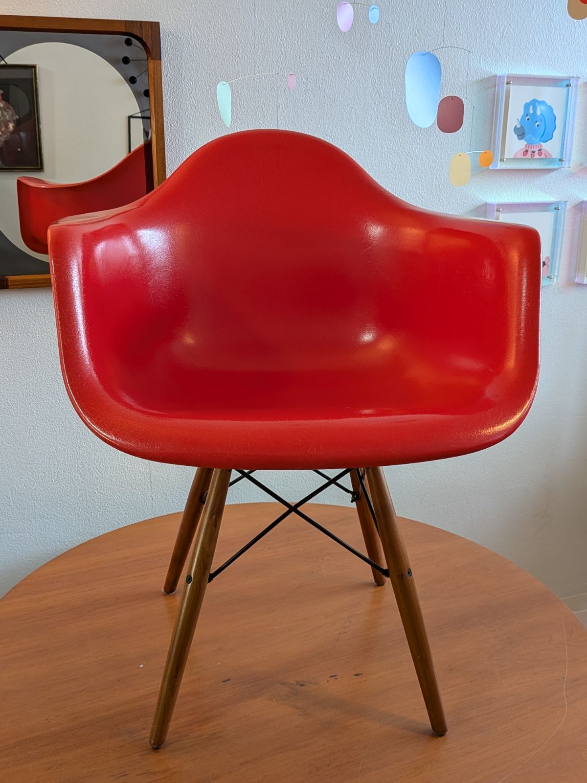 ヴィンテージ Modernica モダニカ アームシェルチェア レッド ドゥエル