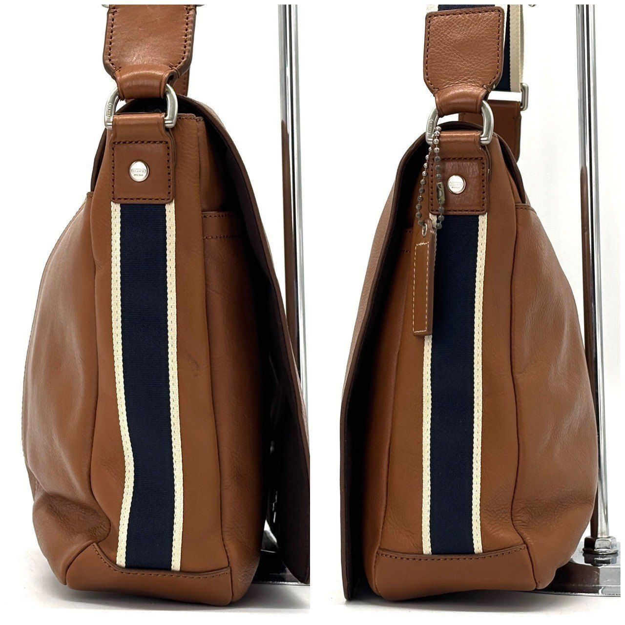 大人の装いを格上げ】 COACH コーチ ヘリテージウェブレザー