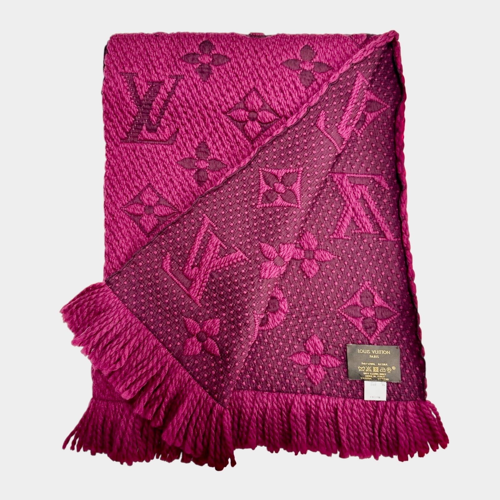 LOUIS VUITTON エシャルプロゴマニア ✨美品✨LOUIS VUITTON / ルイヴィトン エシャルプ・ロゴマニア - メルカリ