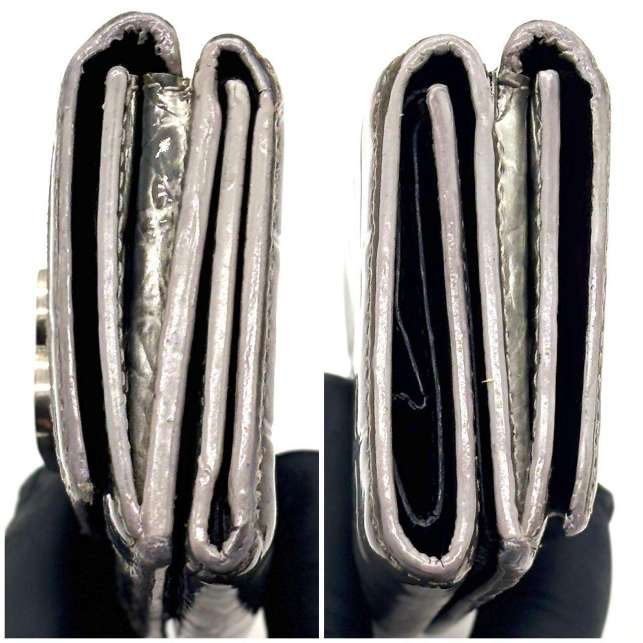 装いを格上げする黒】 BALENCIAGA バレンシアガ 三つ折財布 アワー