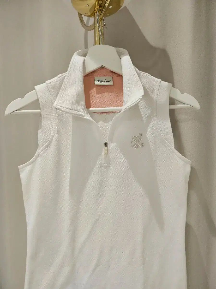 ゴルフ フェアライアー fairliar シャツ トップス 長袖（ホワイト） FairLiar(フェアライアー) レディース ゴルフ トップス 白 XS(55