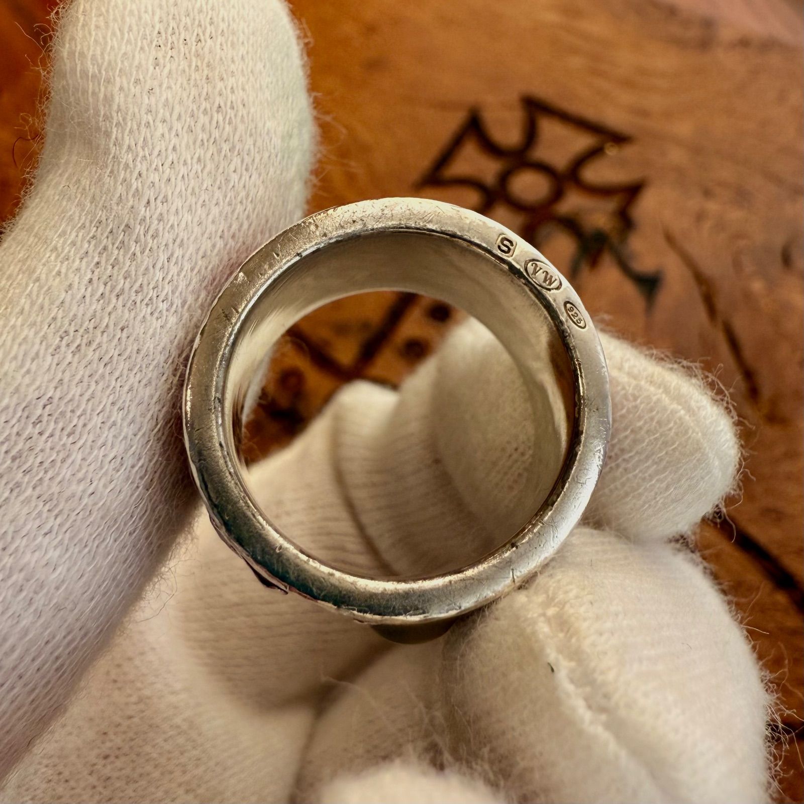 希少正規品/旧型 VivienneWestwood キングリング赤 S - メルカリ