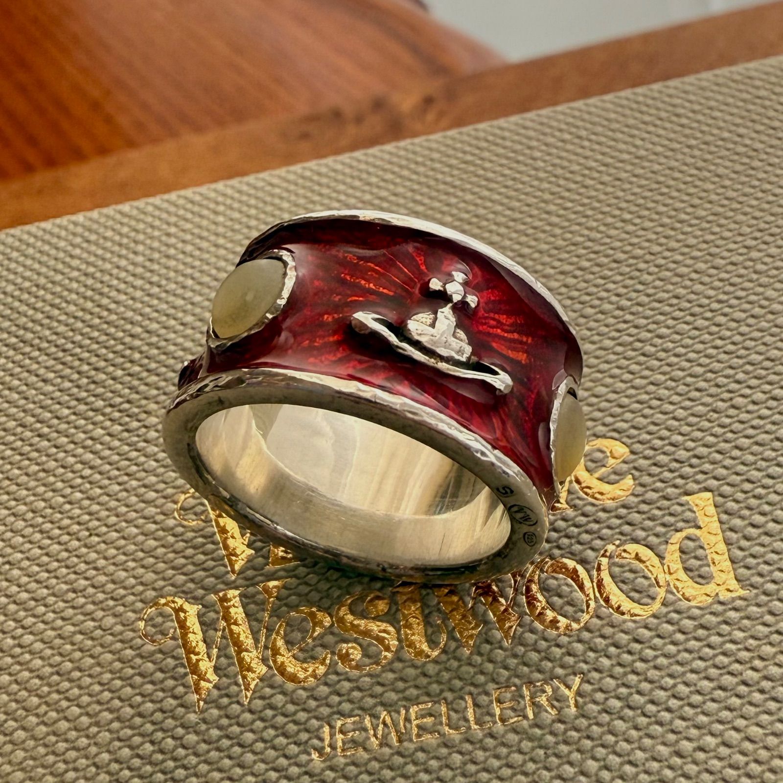 希少正規品/旧型 VivienneWestwood キングリング赤 S - メルカリ