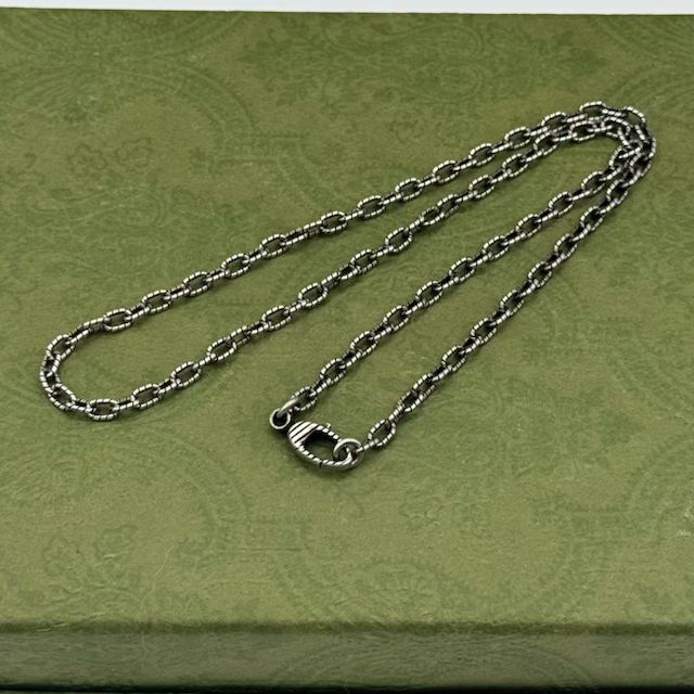 GUCCI 燻加工 45cm チェーン ネックレス 1272a15 - メルカリ