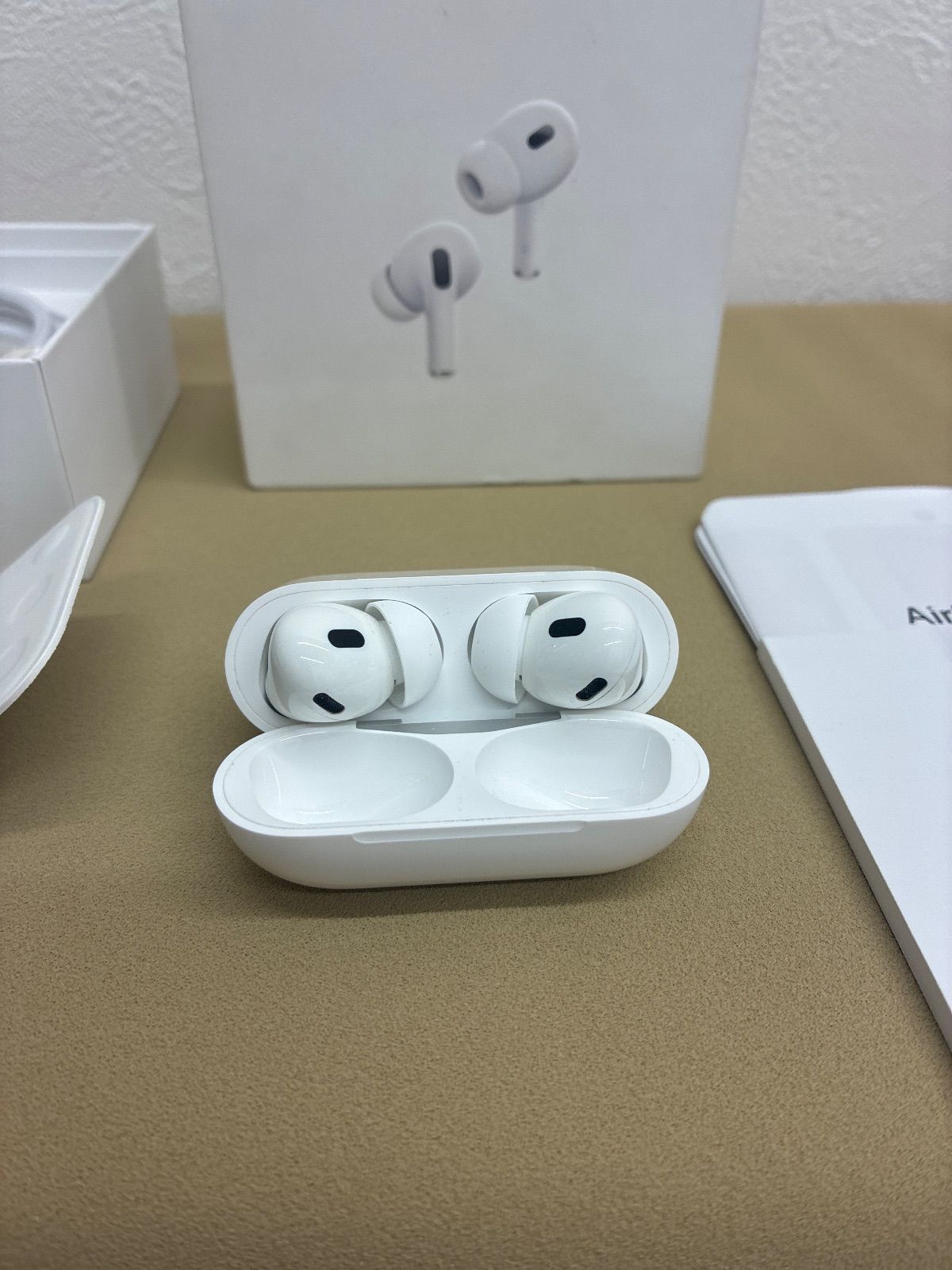 AirPods Pro (第2世代) 本体 純正品 Apple AirPods Pro 第2世代 本体
