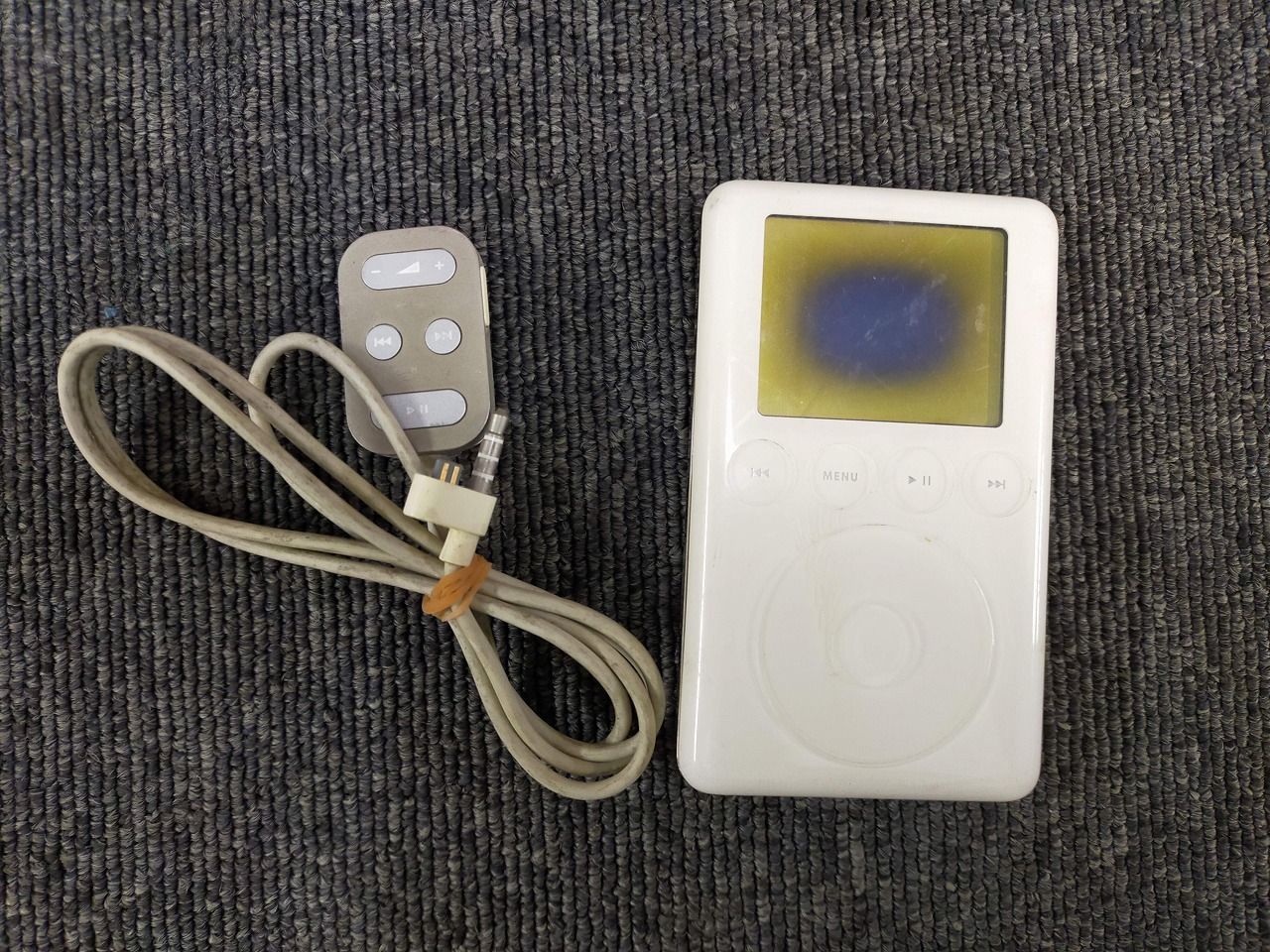 Apple iPod 第3世代 15GB A1040 リモコン付き ジャンク品 充電不可