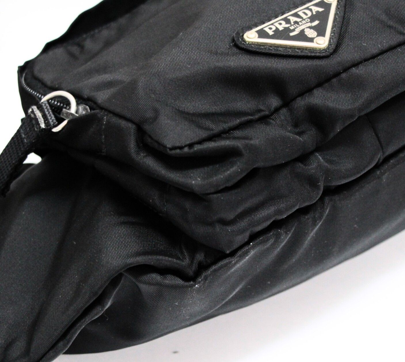 プラダ PRADA 三角ロゴ ウエストバッグ ボディバッグ ナイロン 黒