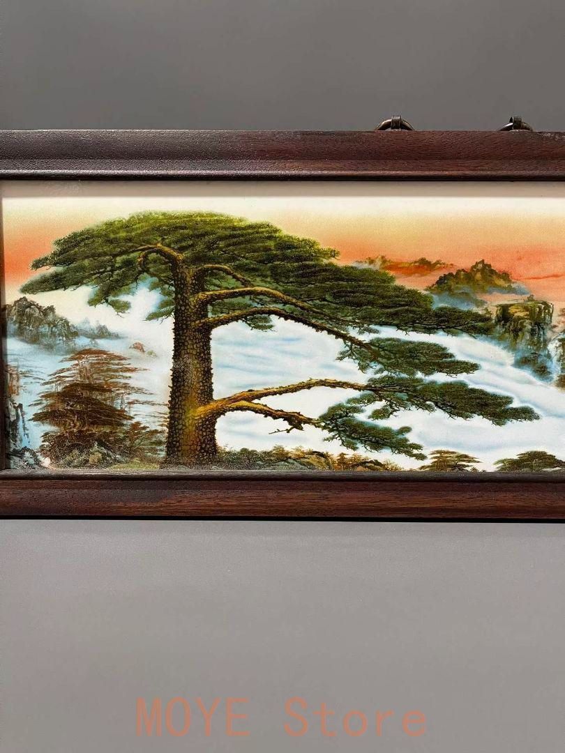 景徳鎮 パステル磁器板画黄山迎客松応接間 玄関 茶室書斎掛屏 装飾品 工芸品置物 景徳鎮 パステル磁器板画黄山迎客松応接間 玄関 茶室書斎掛屏 装飾品