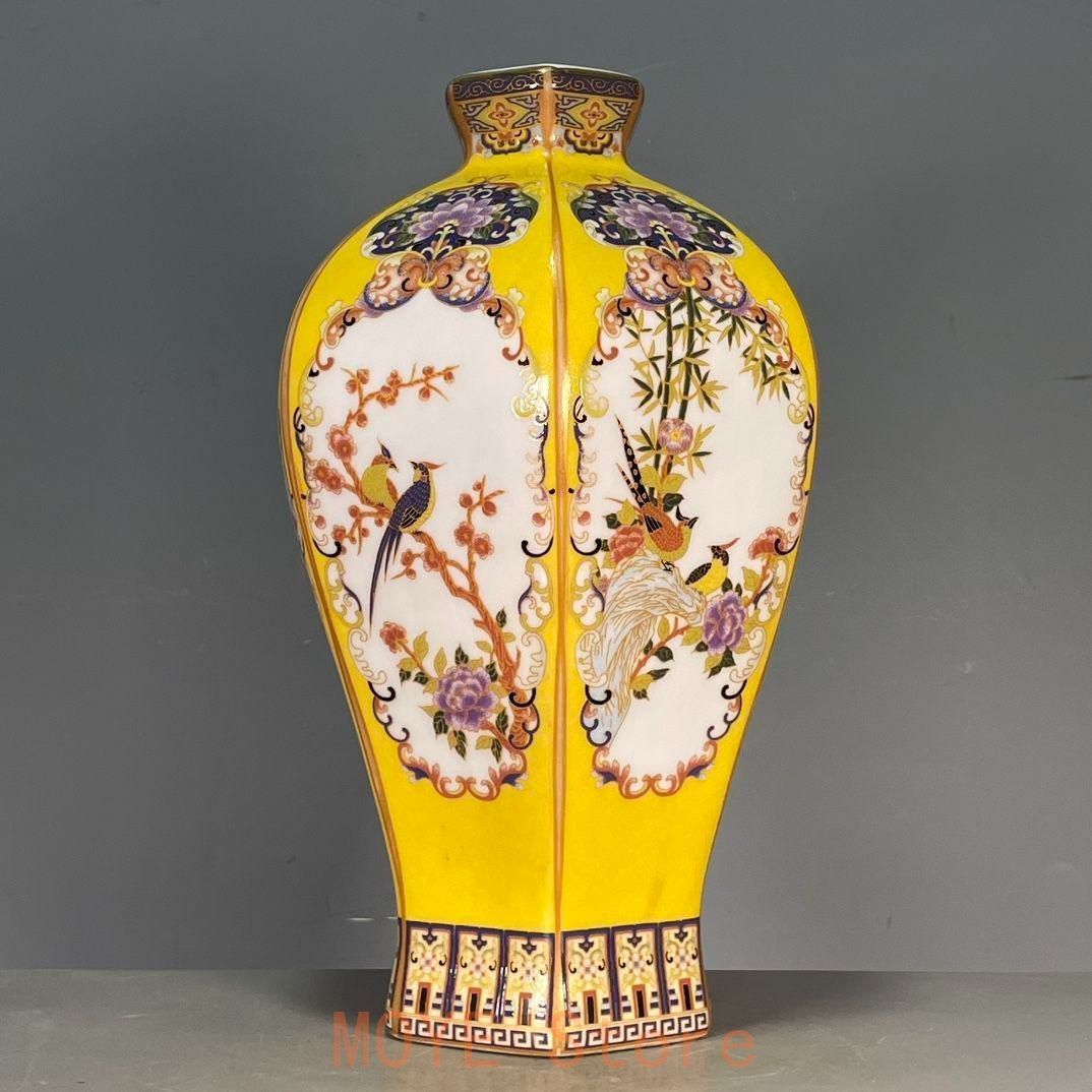 清雍正琺瑯彩花鳥図紋賞瓶 景徳鎮陶磁器 装飾工芸美術置物 清雍正琺瑯彩花鳥図紋賞瓶 景徳鎮 陶磁器 装飾品 現代