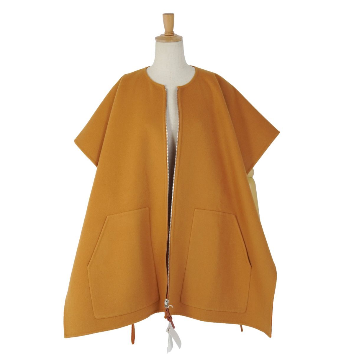 未使用 エルメス HERMES 2023 コート ポンチョ ケープ リバーシブル