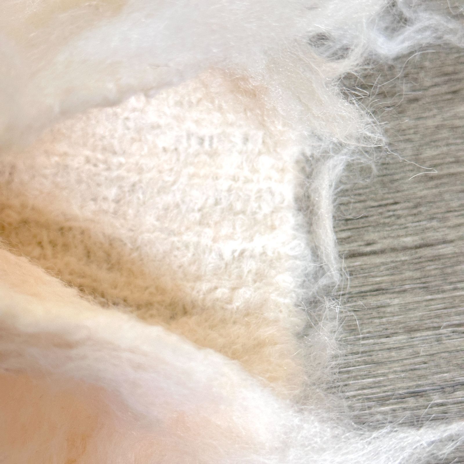 SeaRoomlynn×伊原葵コラボ 24AW COELIE Brushed Yarn 2Wayトップス V