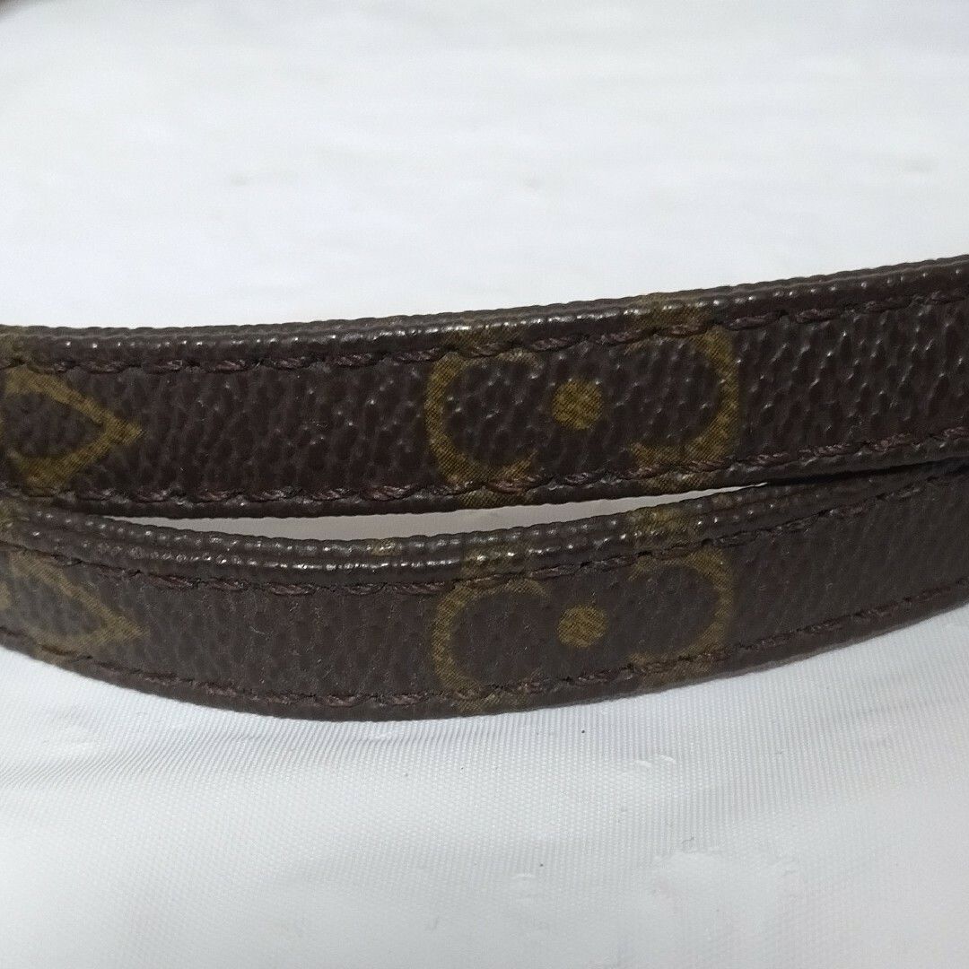 LOUIS VUITTON 黒 モノグラム　正規品　極美品　バングル　ストラップ LOUIS VUITTON 黒 モノグラム 正規品 極美品 バングル ストラップ