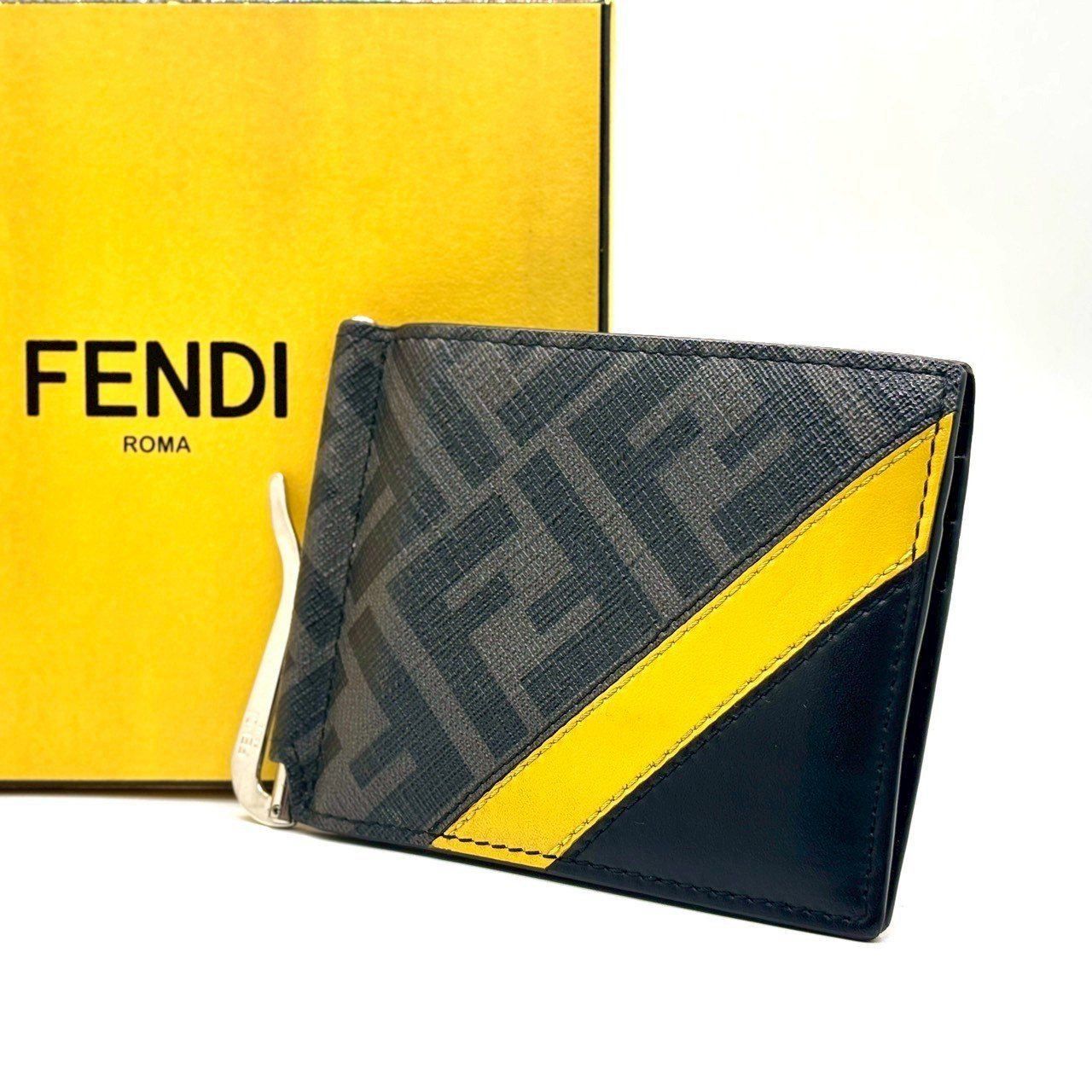 FENDI　マネークリップ 二つ折り財布 ズッカ ダイアゴナル　黒 イエロー 薄さで差がつく大人仕様】 FENDI フェンディ マネークリップ カード