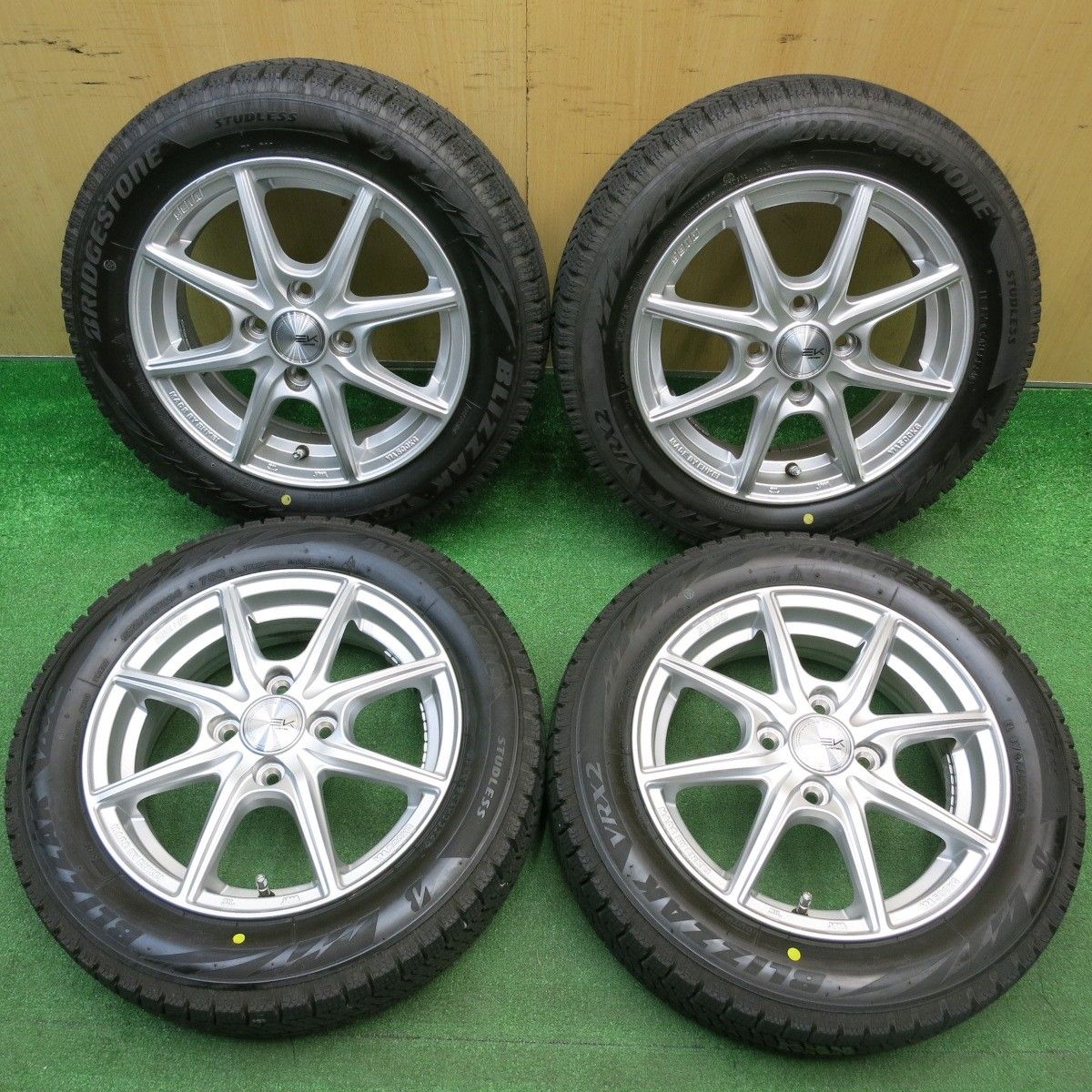 バリ溝！24年！キレイ！ほぼ10分スタッドレス 155/65R14 ブリヂストン ブリザック VRX2 SEIN ENKEI AME ザイン エンケイ 14インチ PCD100/4H5121803HAス