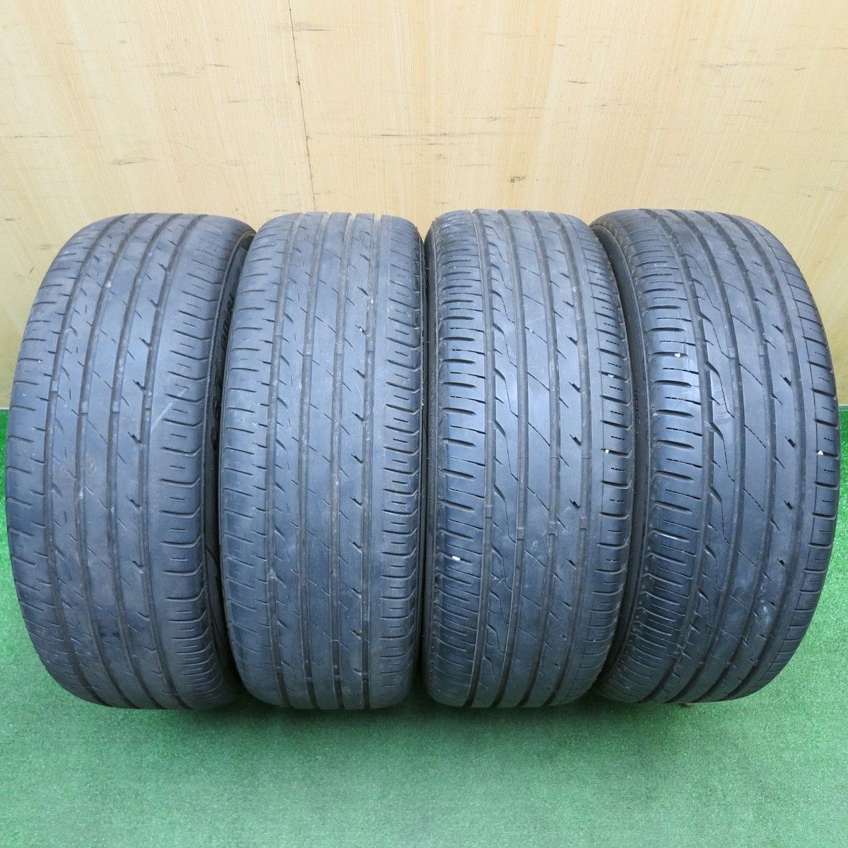 バリ溝！23年！9.5分☆トヨタ SAI サイ 純正 215/45R18 メダリオン CST